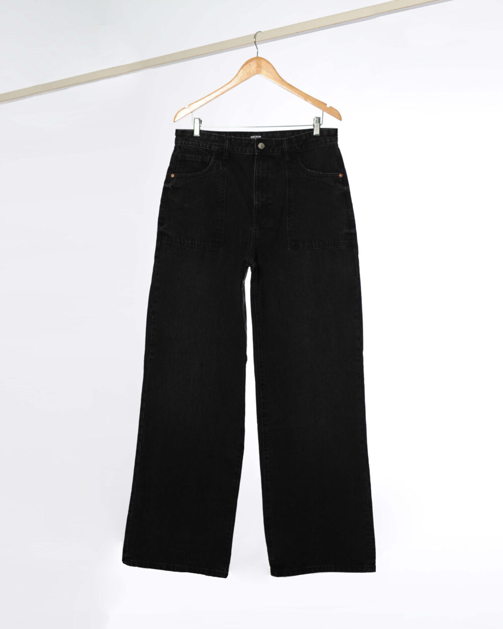 Jean CARPINTERO /// AW2025 - Imagen 2