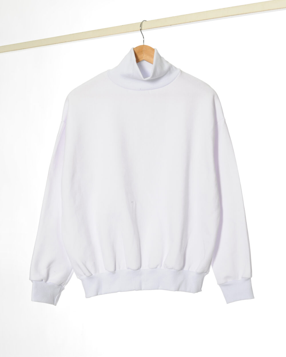 Buzo LAOS #W25059 //// AW2025 - Imagen 3